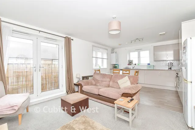 Priors Orchard, Southbourne, PO10, photo 2