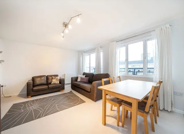 Broomfield Street, Poplar, E14, photo 1