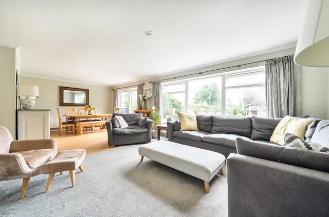 Chestnut Close, Liphook, GU30, photo 3