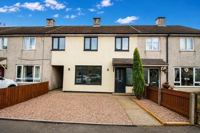 Keswick Close, Accrington, photo 1