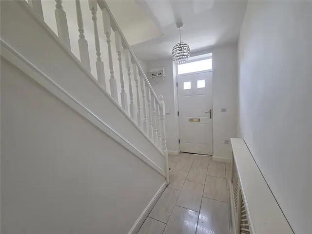 Lathom Close, Liverpool, L36, photo 2