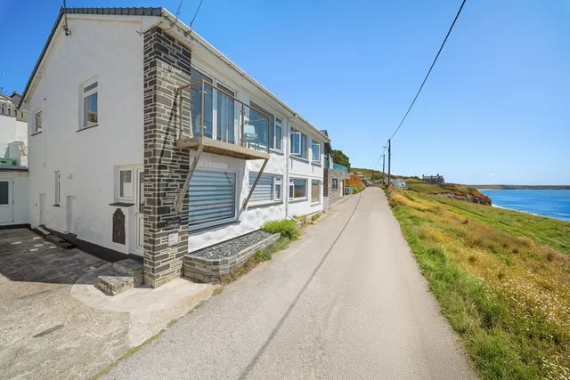 Loe Bar Road, Porthleven, Helston, TR13 9ER, photo 1