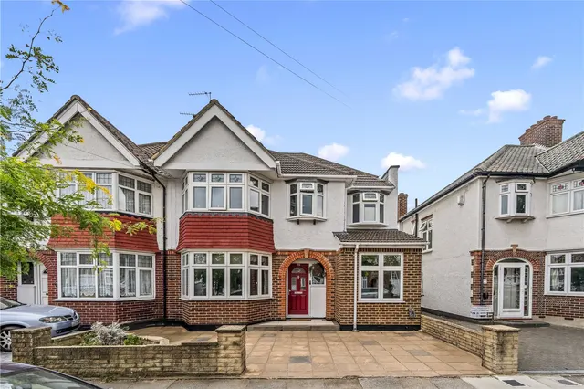 Constance Road, Twickenham, TW2 7HX, photo 1