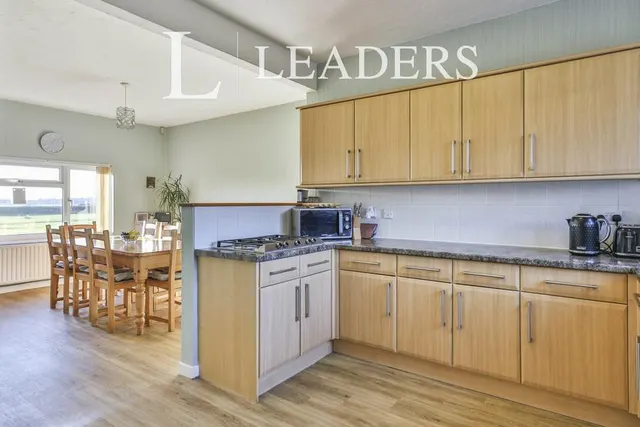 Sterte Esplanade, Poole, BH15, photo 2