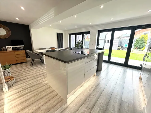 Rockfarm Close, Little Neston, CH64, photo 3
