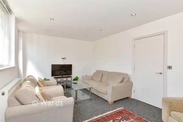 West Street, Faversham, ME13, photo 3
