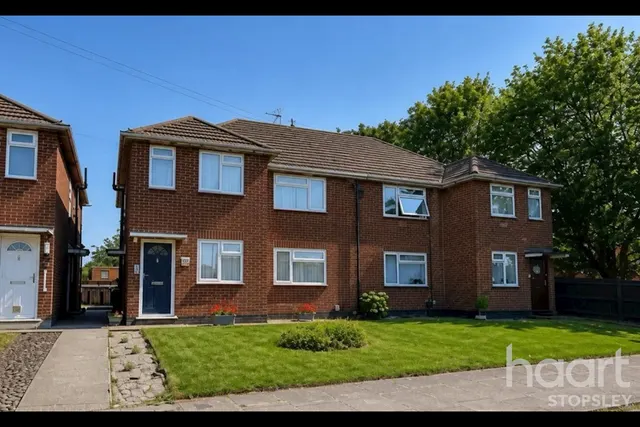 Hitchin Road, Luton, LU2, photo 1