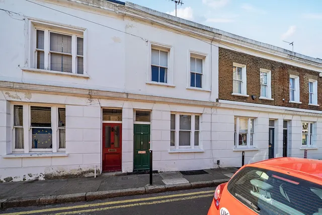Churchfields, SE10, photo 1