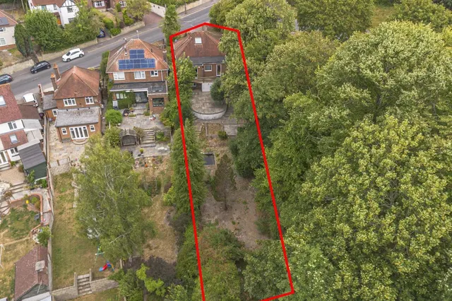 Totteridge Road, High Wycombe, HP13, photo 2