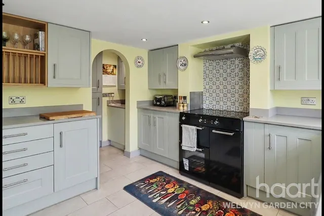 Codicote Road, Welwyn, AL6, photo 3