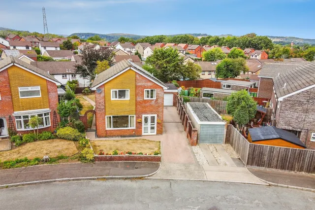 Wyon Close, Llandaff, Cardiff, photo 1