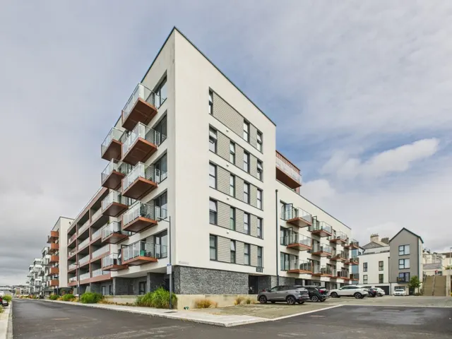 Kingdom Street, Quadrant Wharf, photo 1