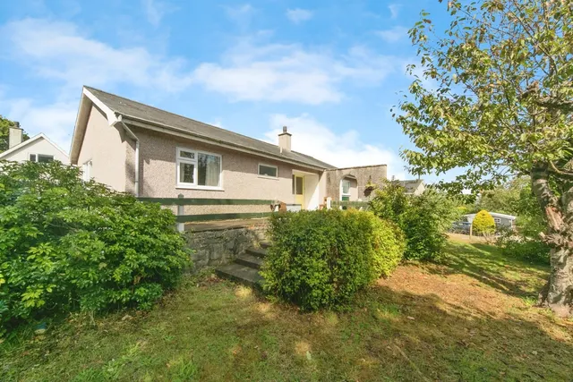Llanbedrog, LL53, photo 2