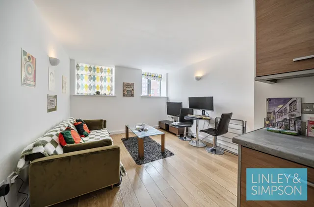 Hunslet Road, Leeds, LS10, photo 1
