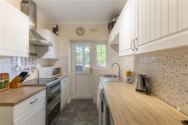 Victoria Rise, SW4, photo 3
