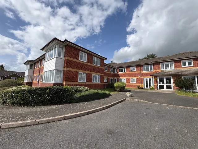 Fairfield Road, Borough Green, TN15, photo 1