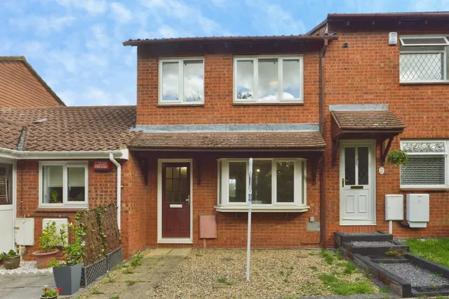 Challacombe, Furzton, Milton Keynes, photo 1