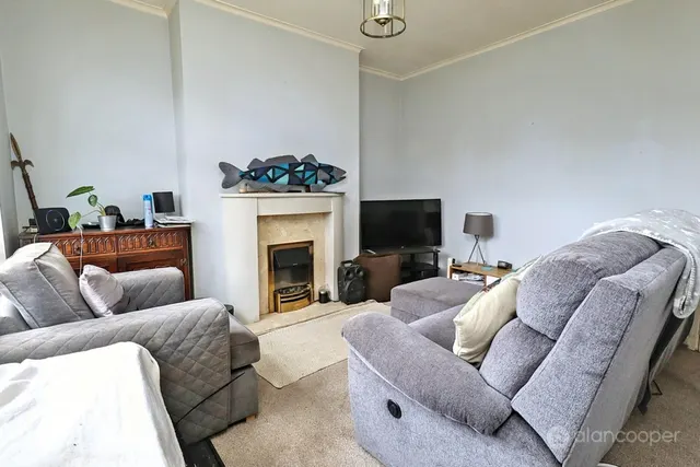 Victoria Road, Hartshill, CV10, photo 3