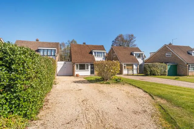 Nicholas Road, Henley-On-Thames, RG9, photo 1
