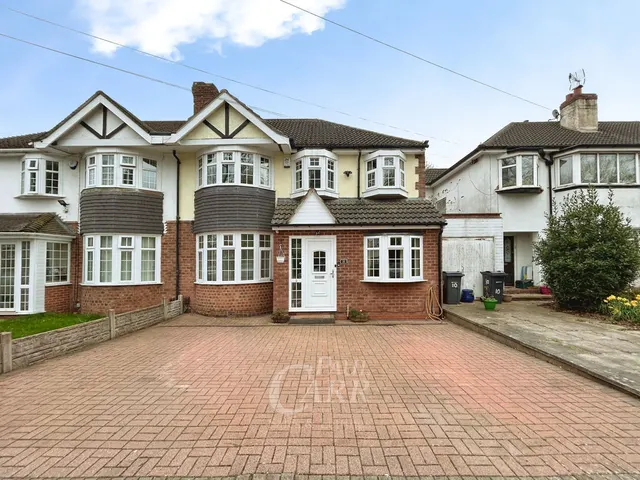 Everest Road, Handsworth wood, B20, photo 1