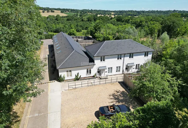 St Vincents Lane, Mill Hill Village, NW7, photo 1