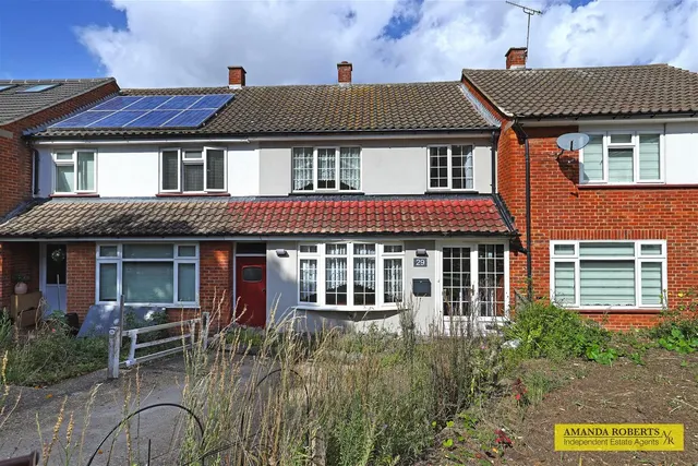 Mark Avenue, Chingford, photo 1