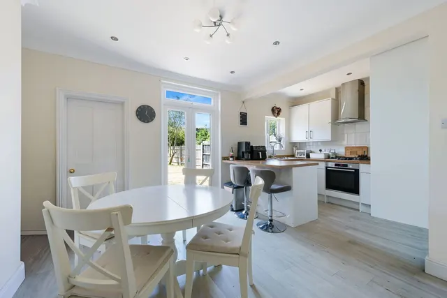 Salisbury Road, Banstead, SM7, photo 3