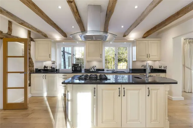 Photo 2 — Gravelpits Lane, Gomshall, Guildford, Surrey, GU5 9LX