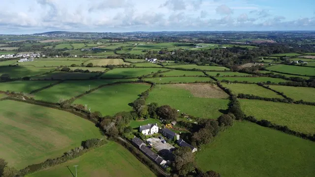 Stithians, Truro, TR3, photo 1