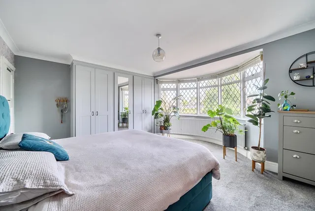 Kingston Road, Epsom, KT19, photo 2
