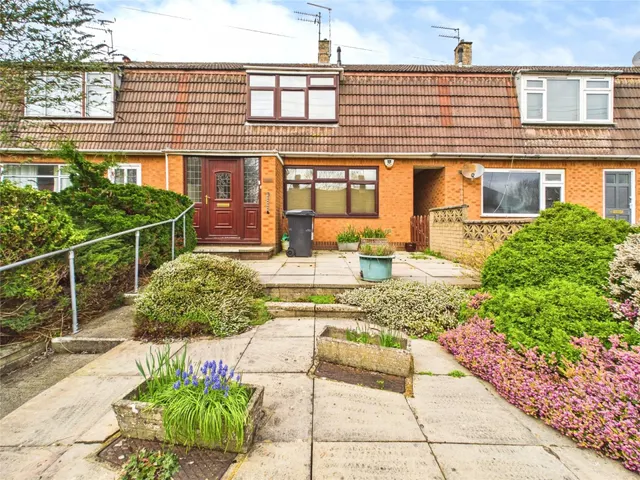 Wyndham Crescent, Bristol, BS4, photo 1