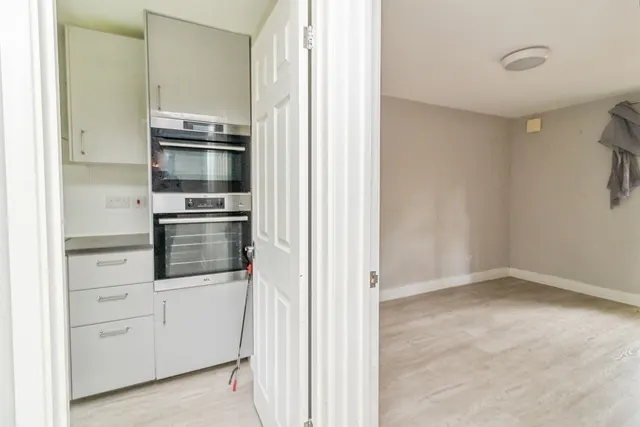 Albany Court, Stantonbury, MK14, photo 2