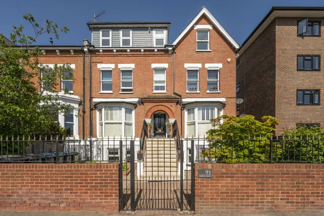 Flat 4, 91 Worple Road, London, photo 1