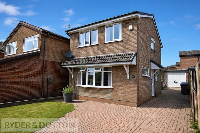Leander Drive, Castleton, OL11, photo 1
