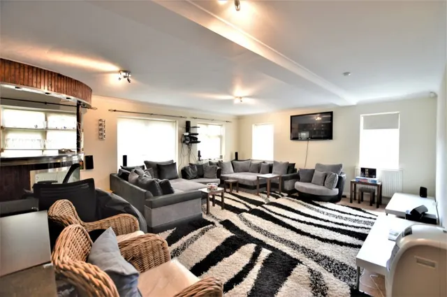 Mulberry Drive, Langley, SL3, photo 1