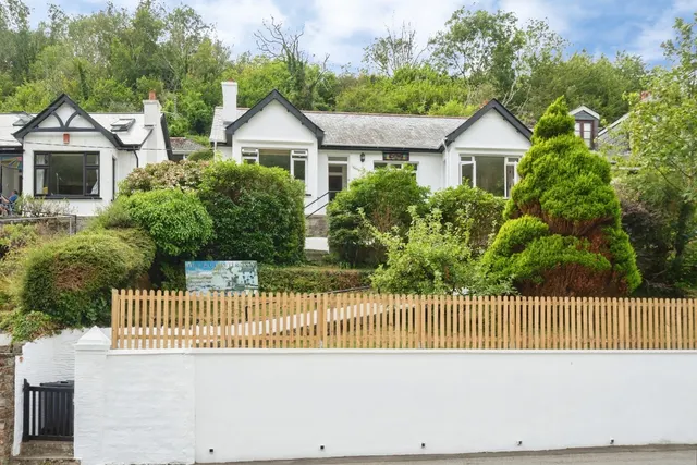 The Coombes, Polperro, PL13, photo 1