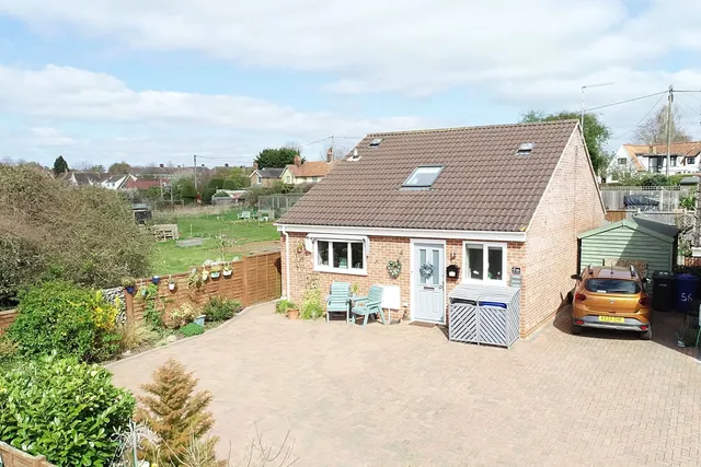 Farmerie Road, Hundon, Sudbury, CO10 8HA, photo 1