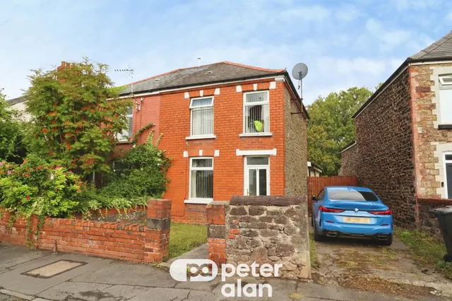 Blosse Road, Cardiff, CF14, photo 1