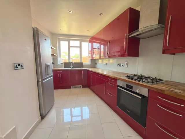 Photo 2 — Derwent Crescent, Stanmore, HA7