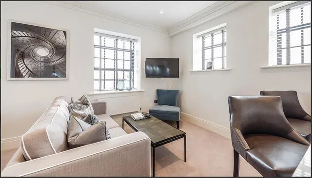 Rainville Road, Hammermith, W6, photo 1