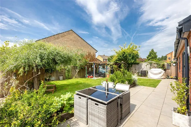 Blounts Court Road, Sonning Common, RG4, photo 3