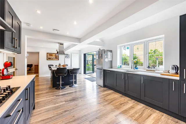 Blounts Court Road, Sonning Common, RG4, photo 2