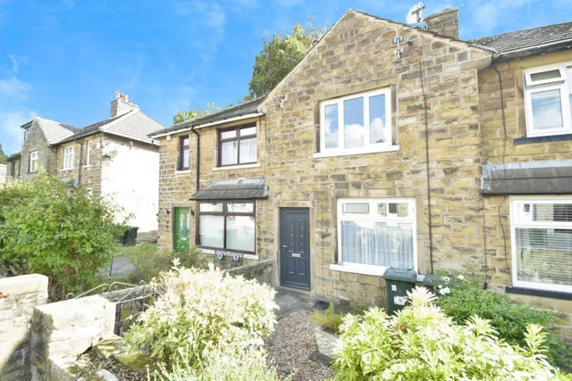 Riddlesden, Keighley, West Yorkshire, photo 1