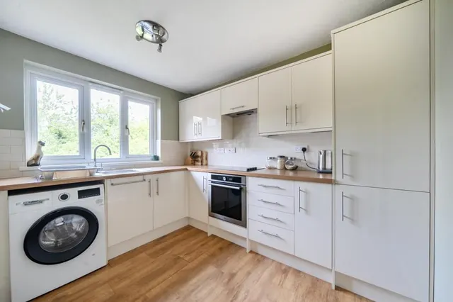 Wycombe View, Flackwell Heath, HP10, photo 2