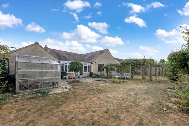 Photo 2 — Dinhay Marnhull, Sturminster Newton DT10 1LS