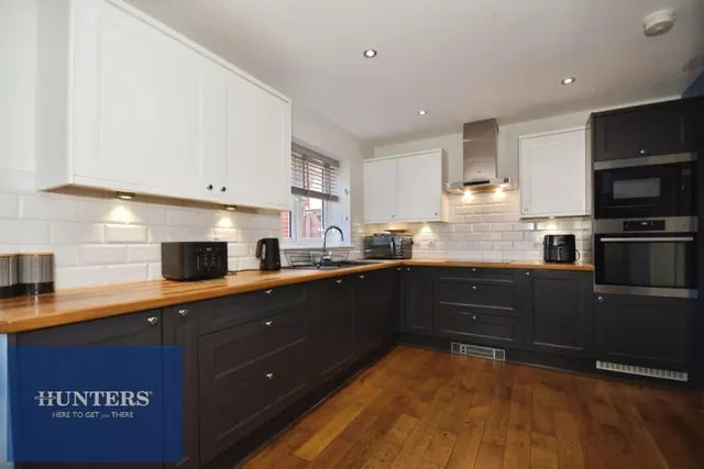 Caulfield Close, Dunston, S41, photo 1