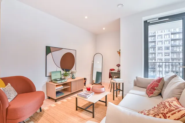 Photo 2 — Apartment A-805, The Maple, 10 Aviator Drive, London
