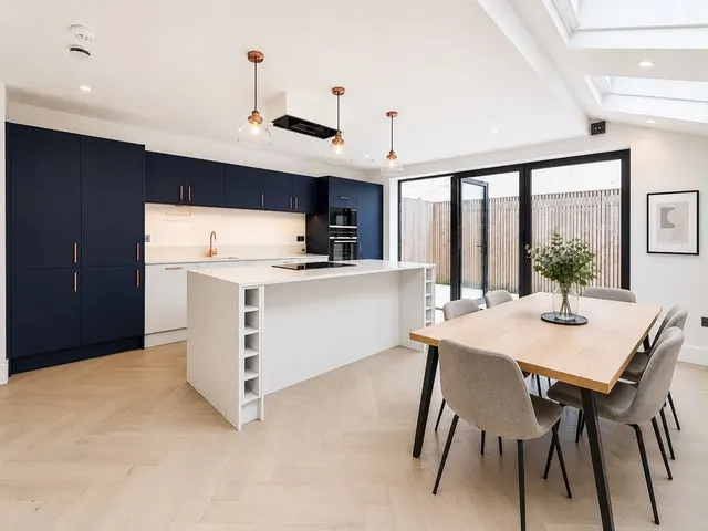 Photo 3 — 9 Furness Road, London SW6 2LQ