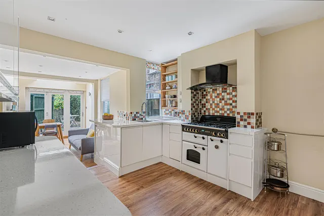 Springfield Terrace, Cambridge, CB4, photo 3