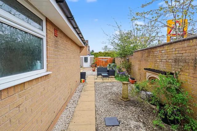 Conroy Drive, Telford, photo 3
